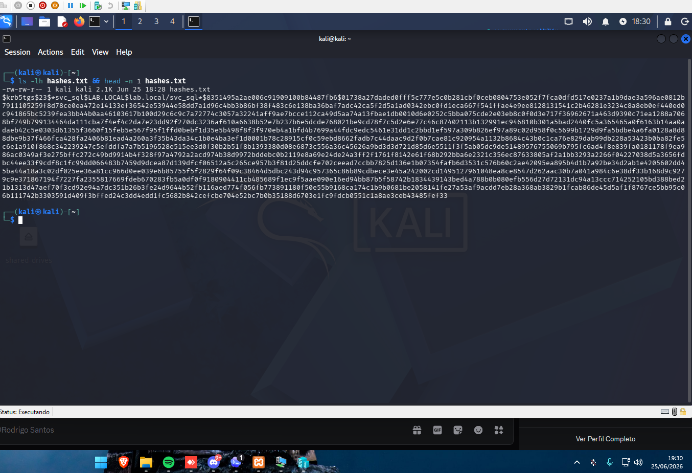 Arquivo hashes.txt contendo os dados cifrados do ticket Kerberos
